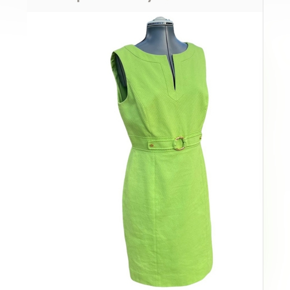- Tahari  lime green Sheath dress. Size 8. EUC.